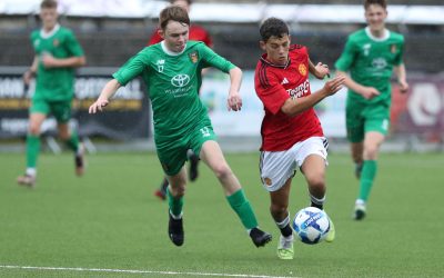 United secure place in final four